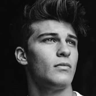 Photo of Sean Cavaliere