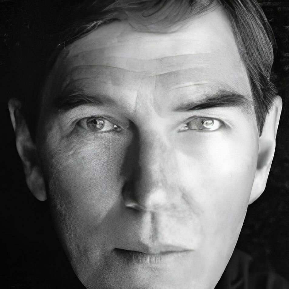 Photo of Stephen Russell