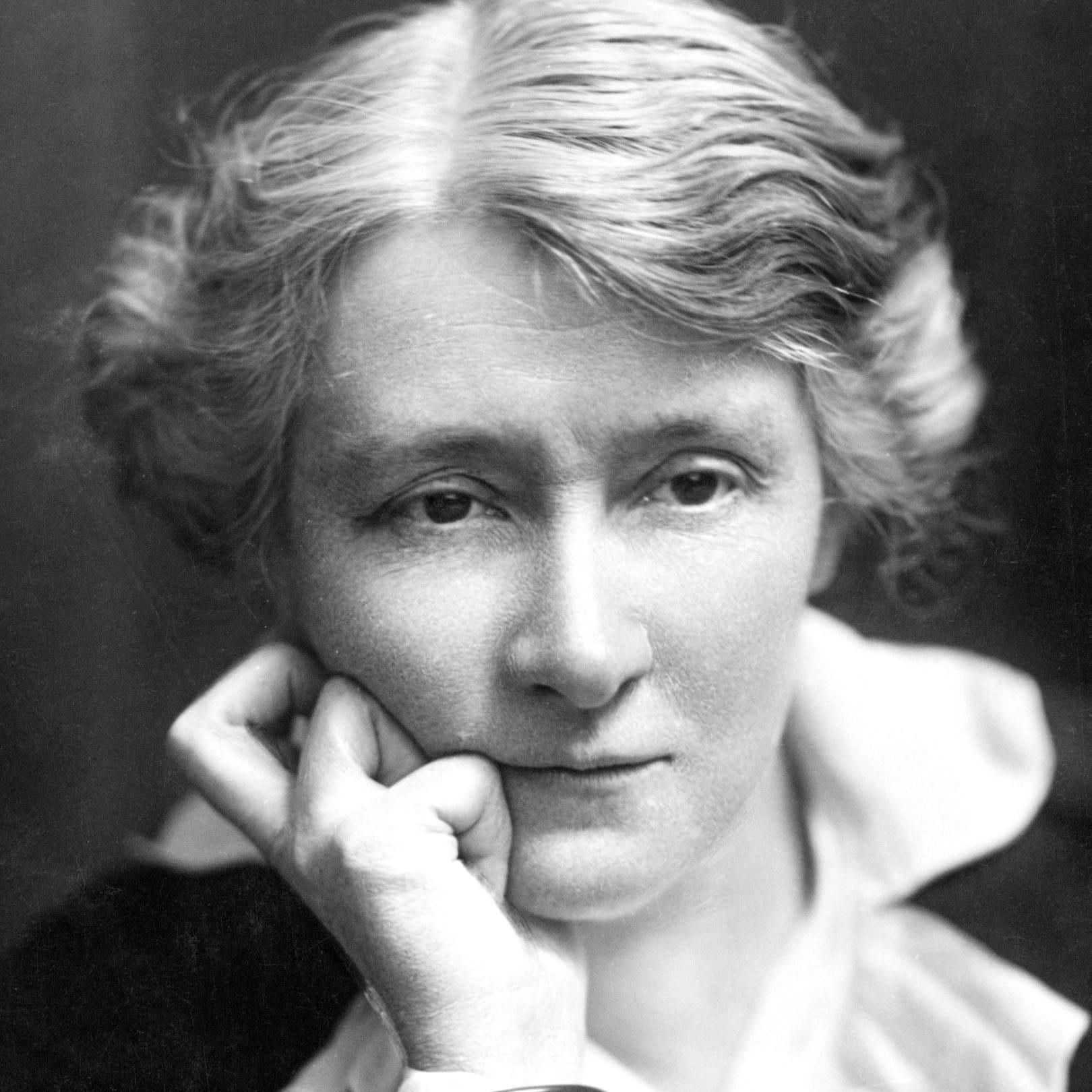 Photo of Edith Craig