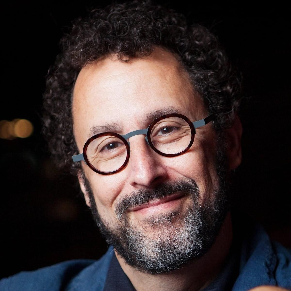 Photo of Tony Kushner