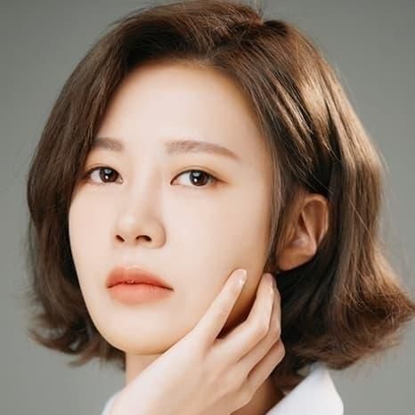 Photo of Choi Yoon-young