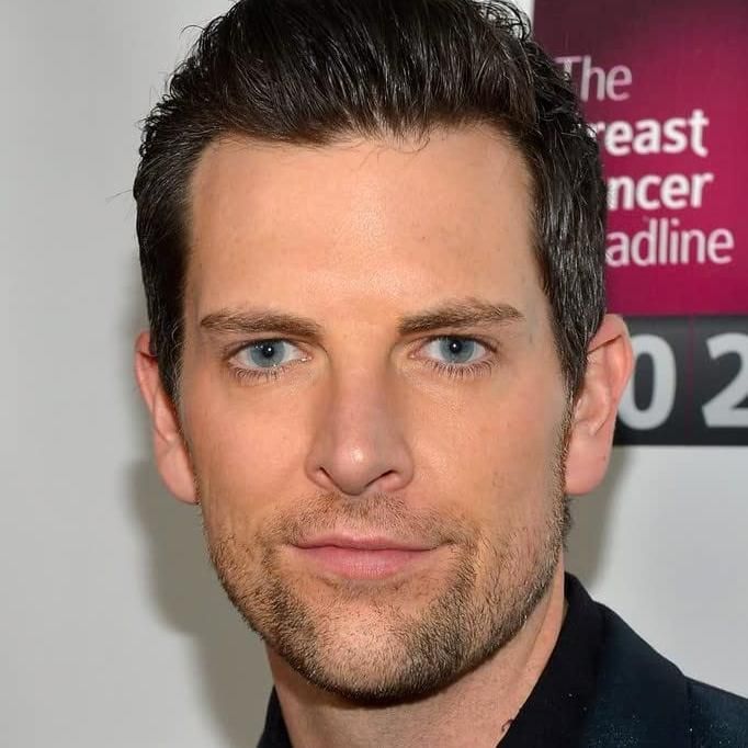 Photo of Chris Mann