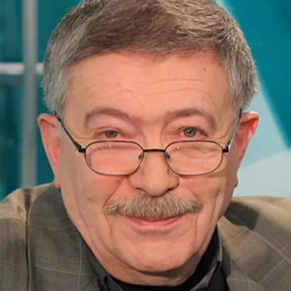 Photo of Yevgeni Ginzburg