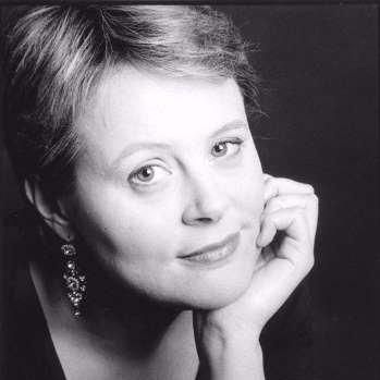 Photo of Hjördis Thébault