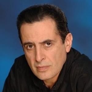 Photo of Ricardo Barona