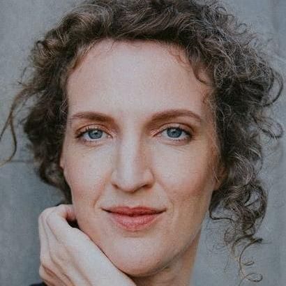 Photo of Julia Kneussel