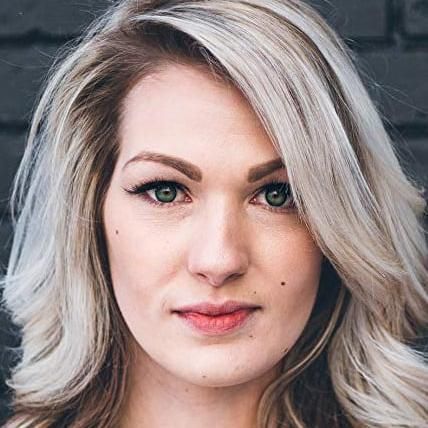 Photo of Nikki Rae Hallow