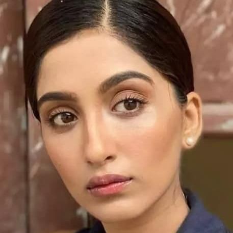 Photo of Nimrit Ahluwalia