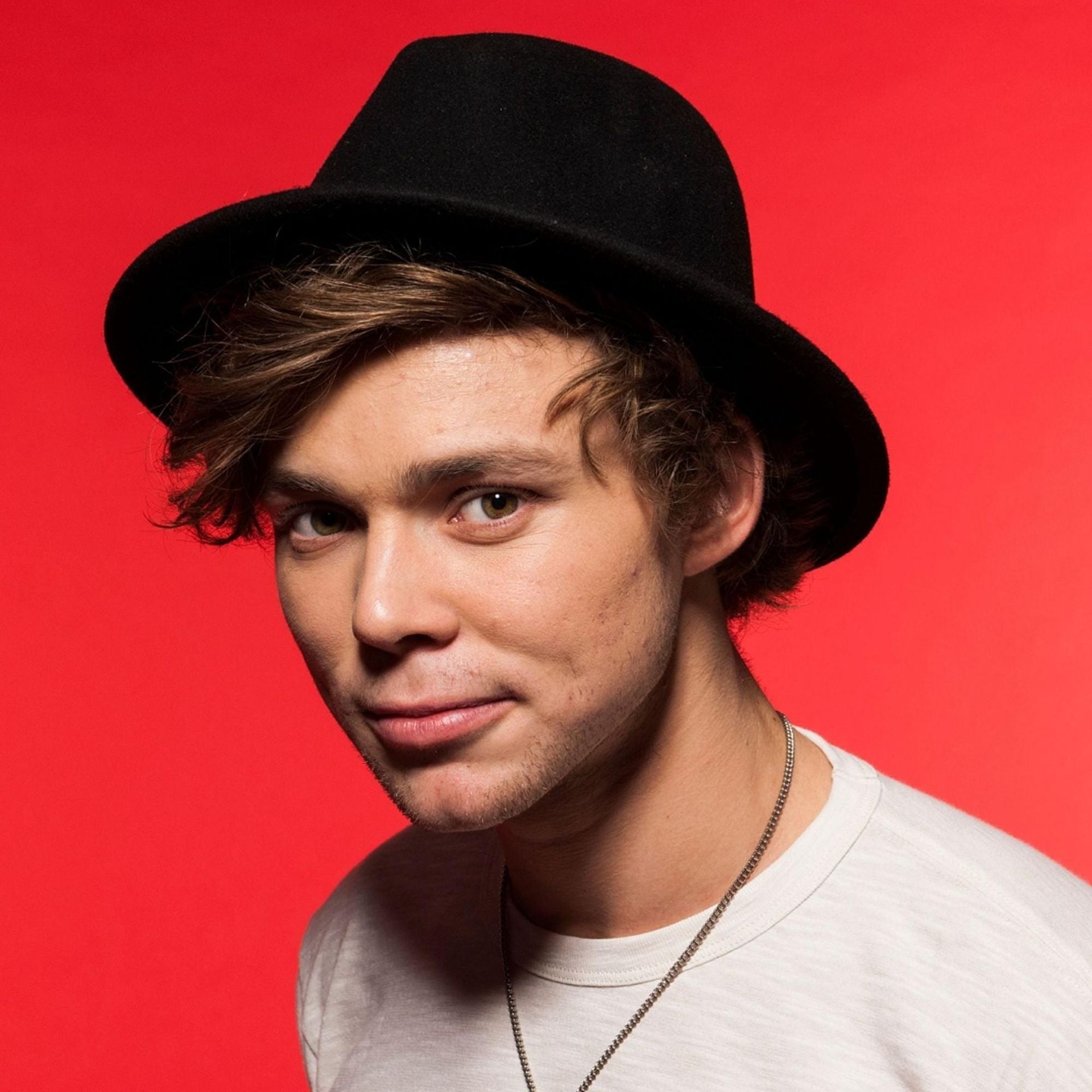 Photo of Ashton Irwin