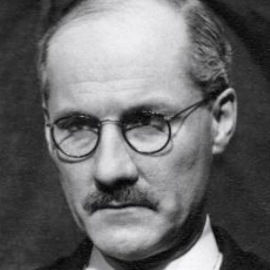 Photo of Angus MacKay