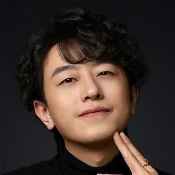 Photo of Zheng Yi Jun