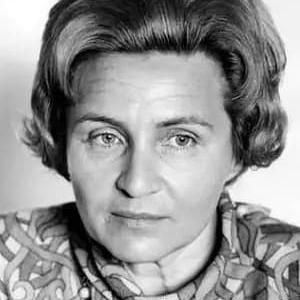 Photo of Anne Golon