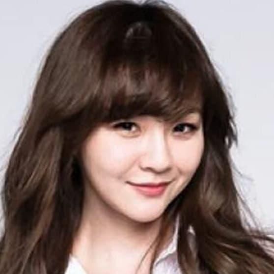 Photo of Jade Chang