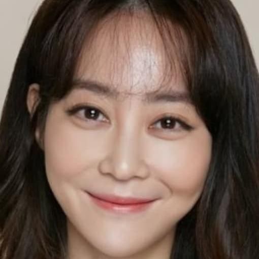 Photo of Yoon Woo-ri