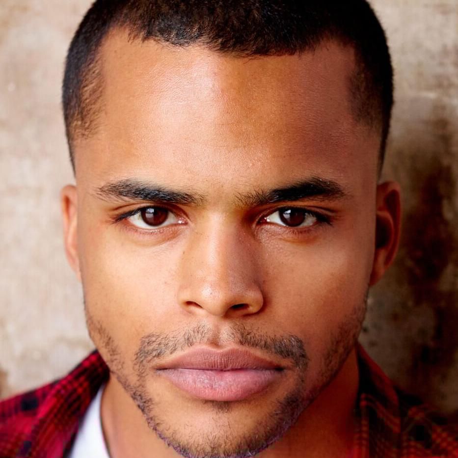 Photo of Chris Warren