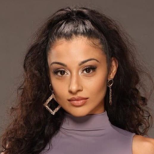 Photo of Bianca Carelli