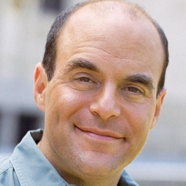 Photo of Peter Sagal