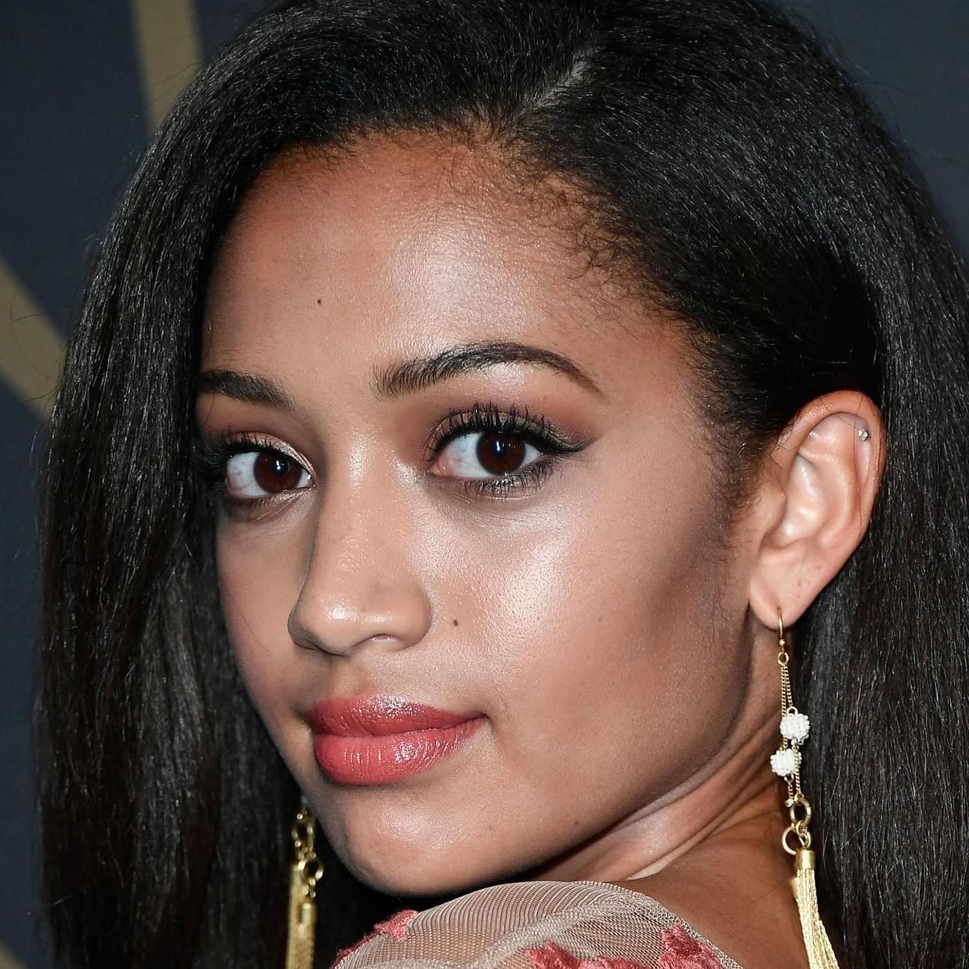 Photo of Samantha Logan
