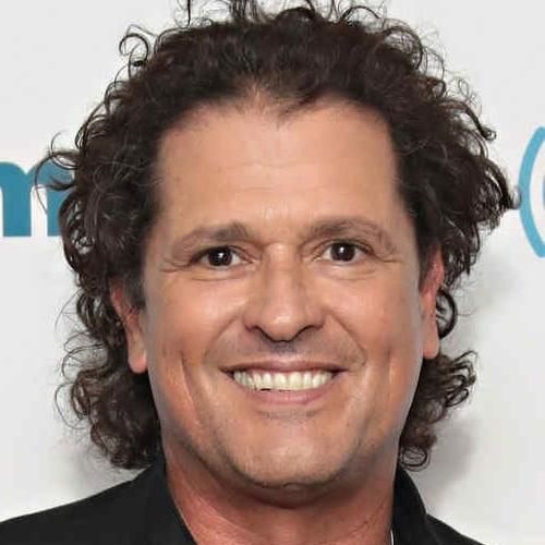 Photo of Carlos Vives