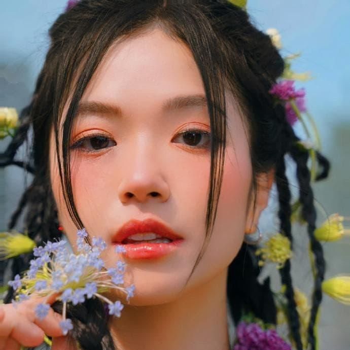 Photo of Suni Ha Linh