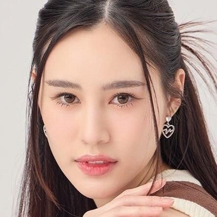 Photo of Thishar Thurachon