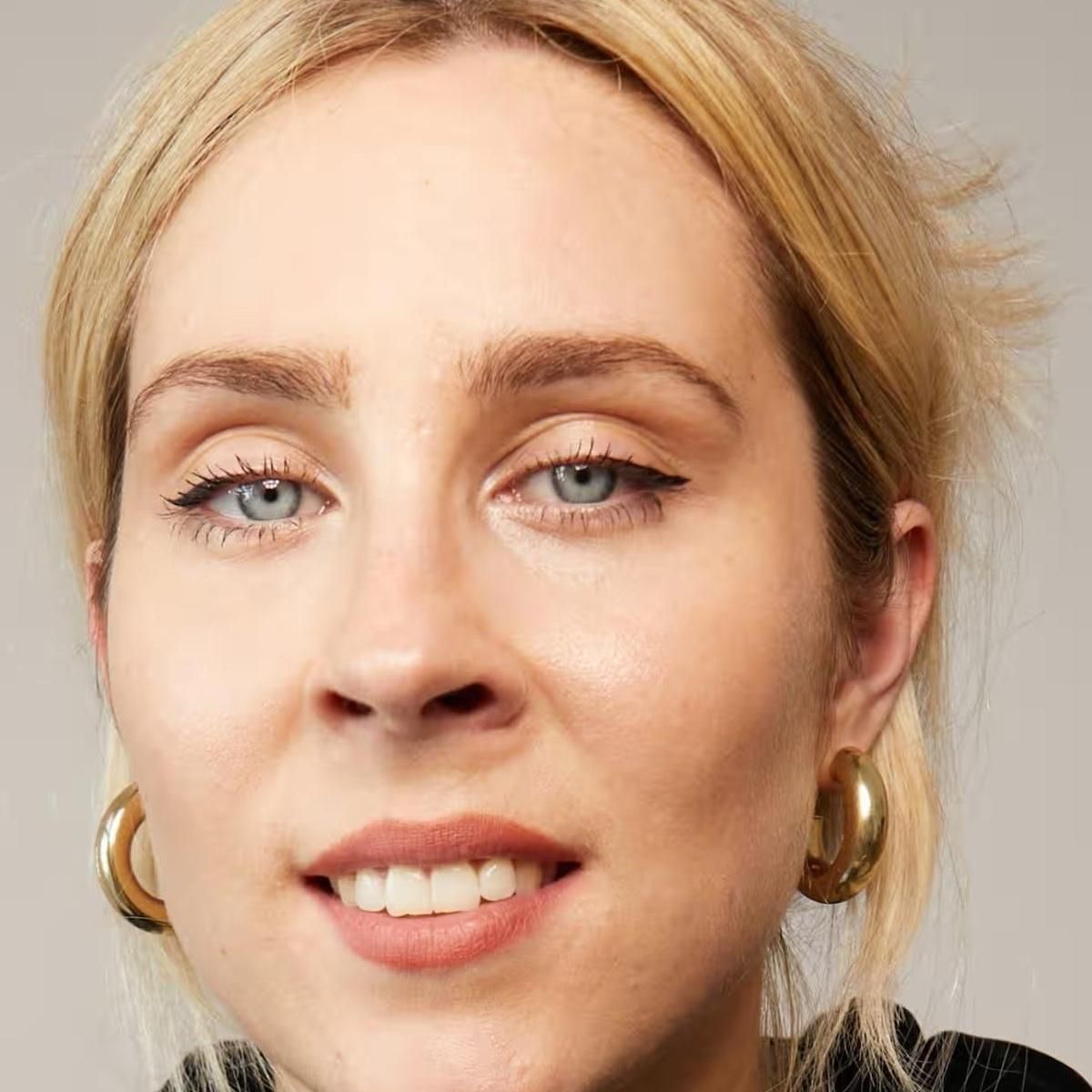 Photo of Stevie Martin