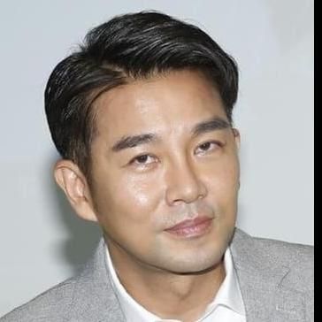 Photo of Angus Hsieh