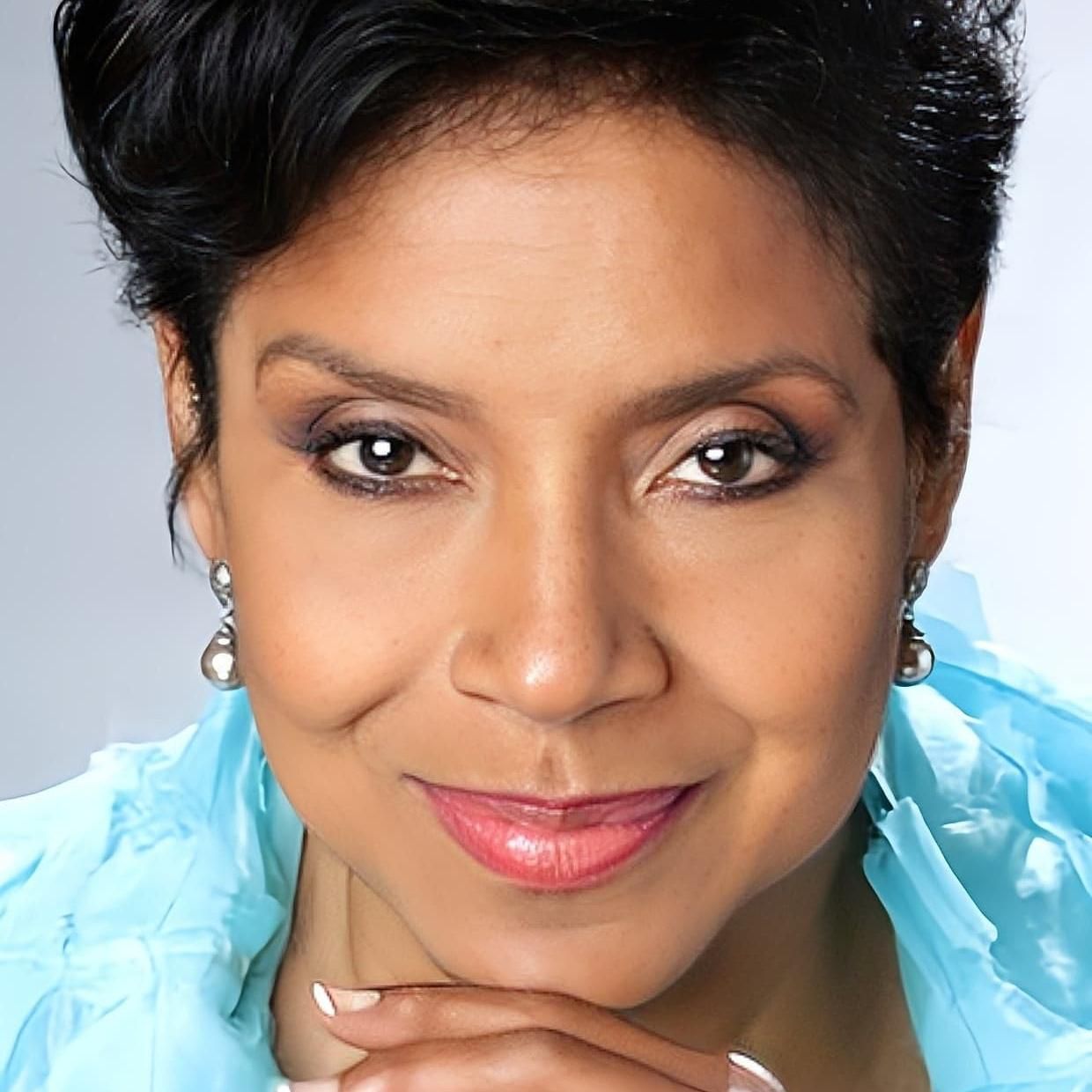 Watch Twenty Pearls: The Story of Alpha Kappa Alpha Sorority (2021