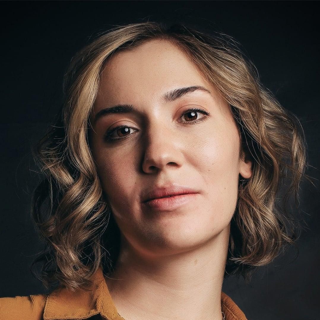 Photo of Carmen Maher