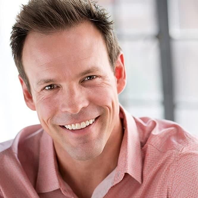 Photo of Darren Kennedy