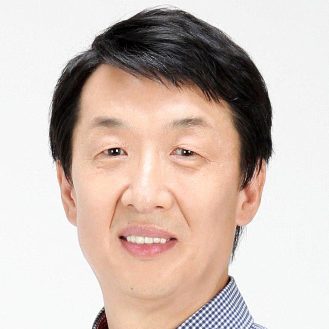 Photo of Shinji Asakura