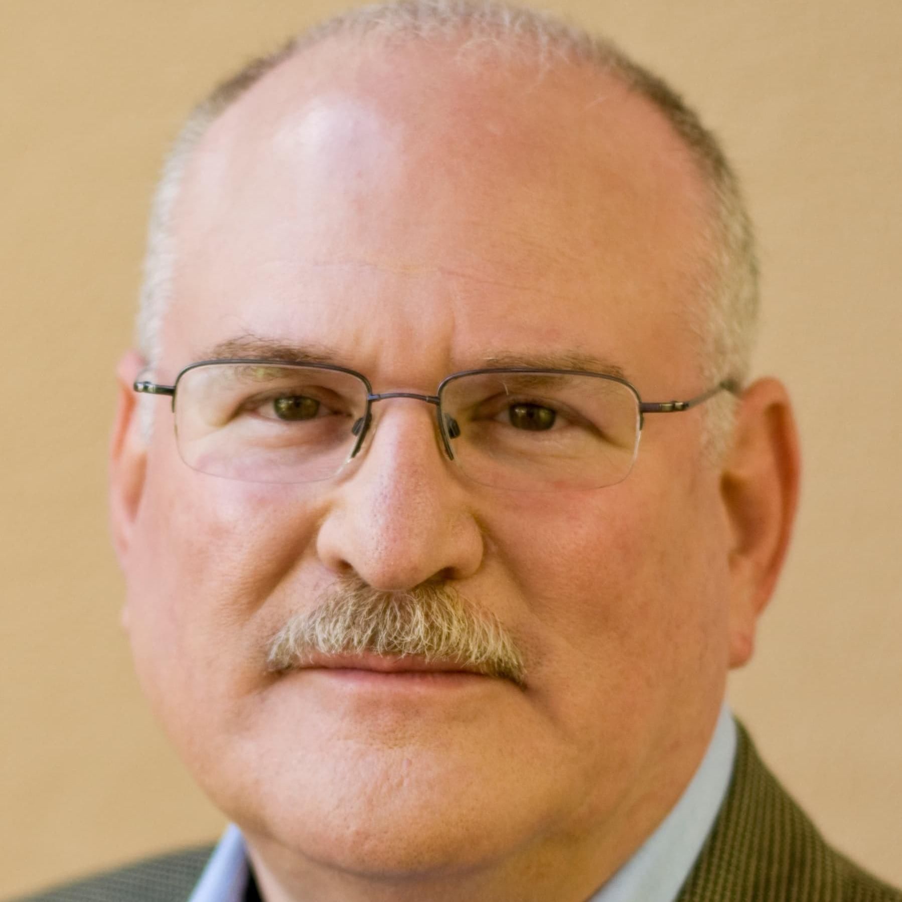 Photo of Michael Hirsh