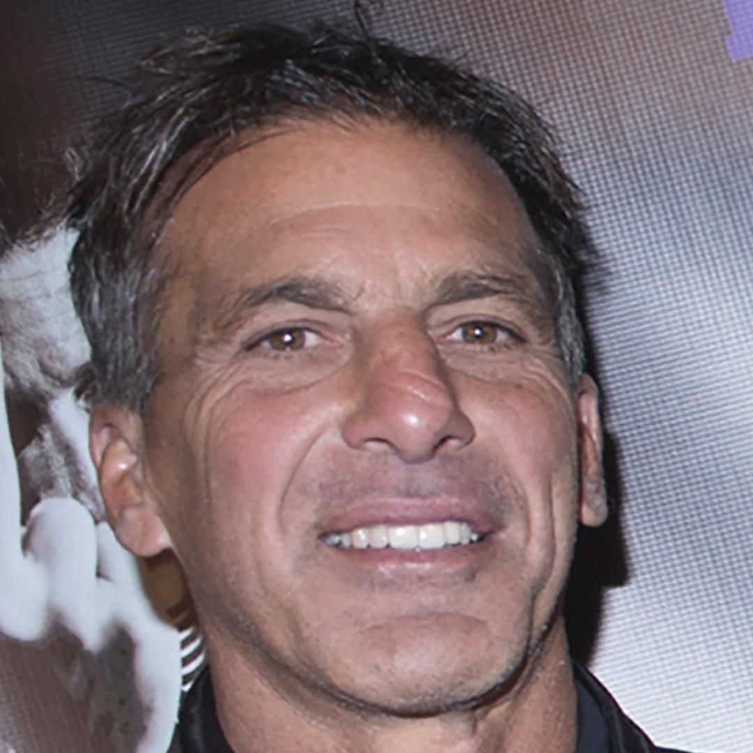 Photo of Chris Chelios