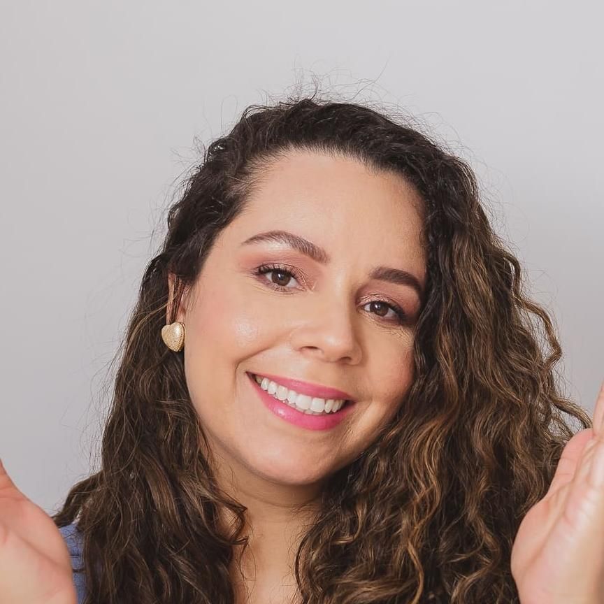Photo of Camila Samara
