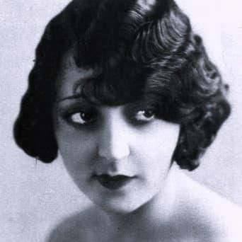 Photo of Alma Bennett