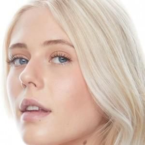 Photo of Avery Lynch