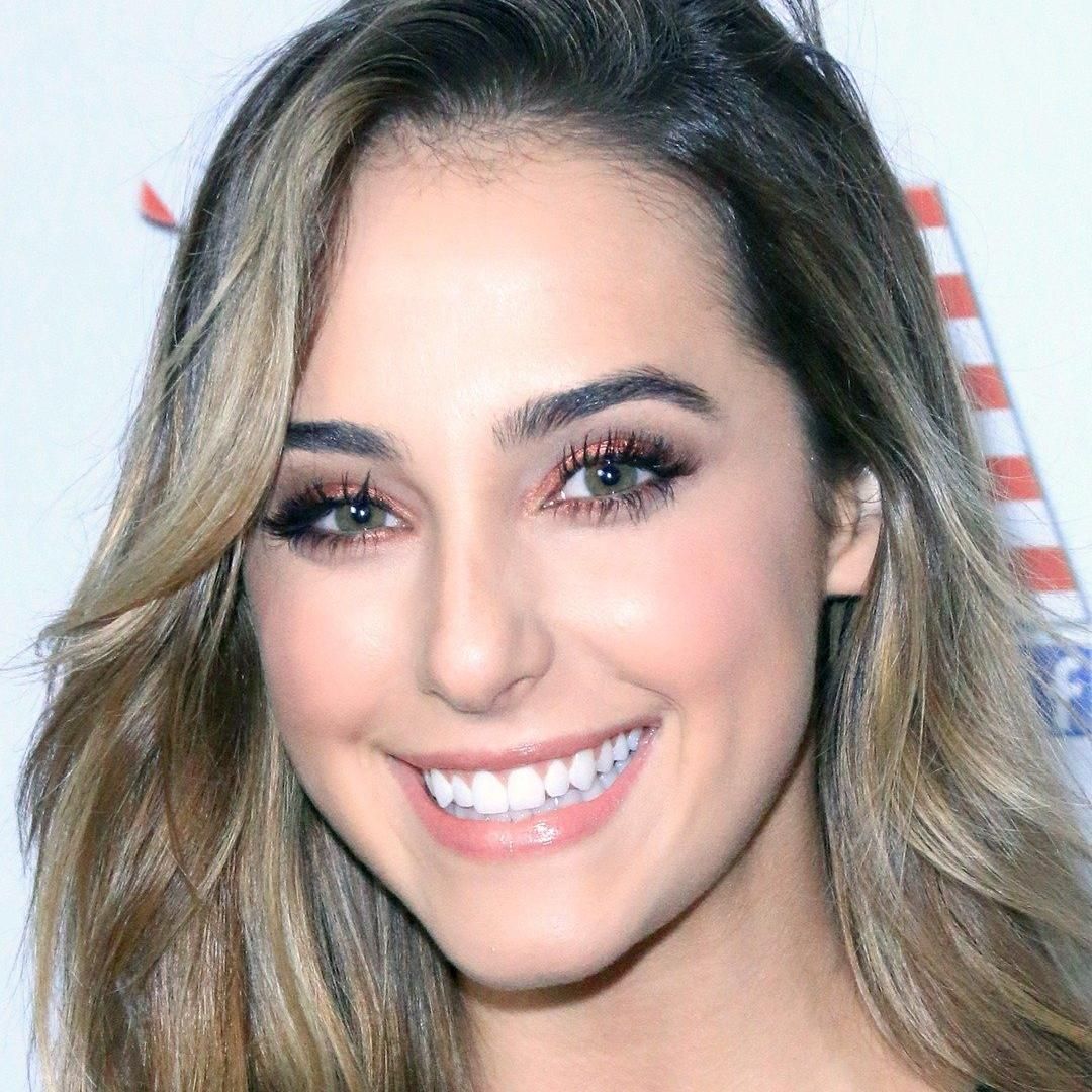 Photo of Lorynn York