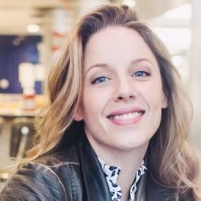 Photo of Jessie Mueller