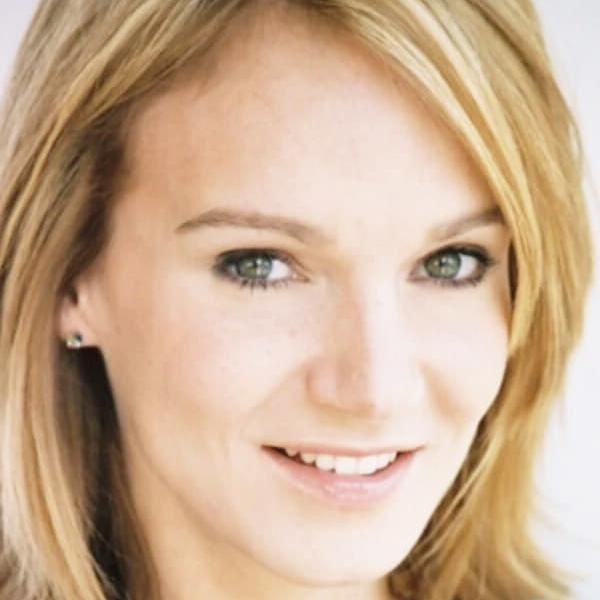 Photo of Lori Gardner Phillips