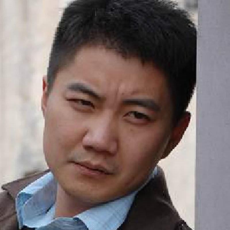 Photo of Lang Feng