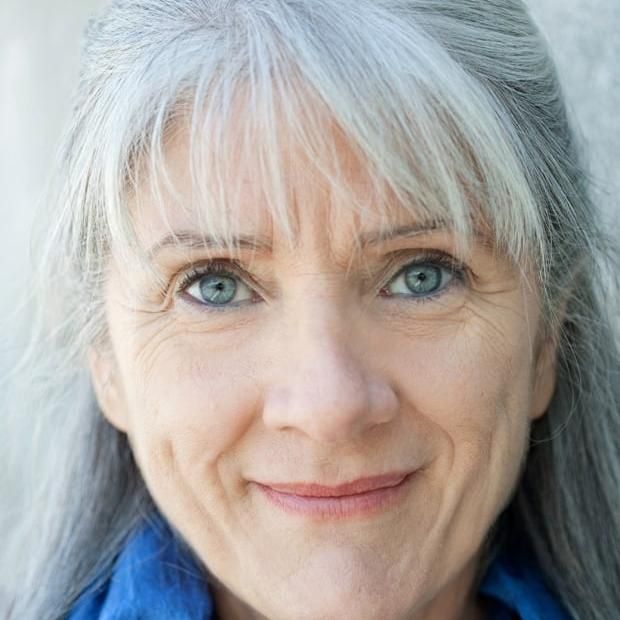 Photo of Michelle Léger