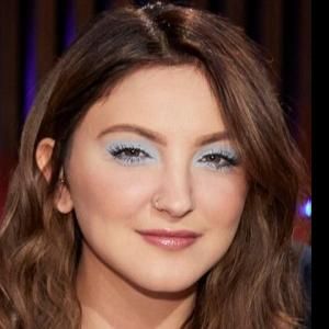 Photo of Julia Michaels