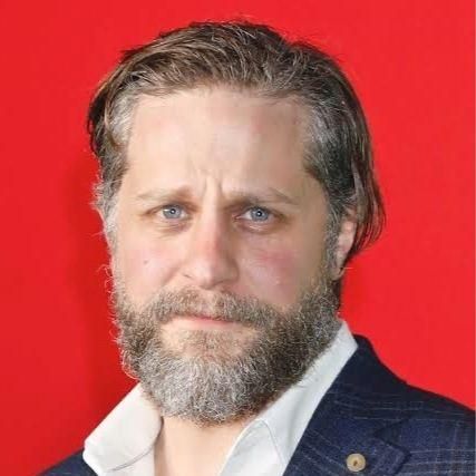 Photo of Joe Tippett