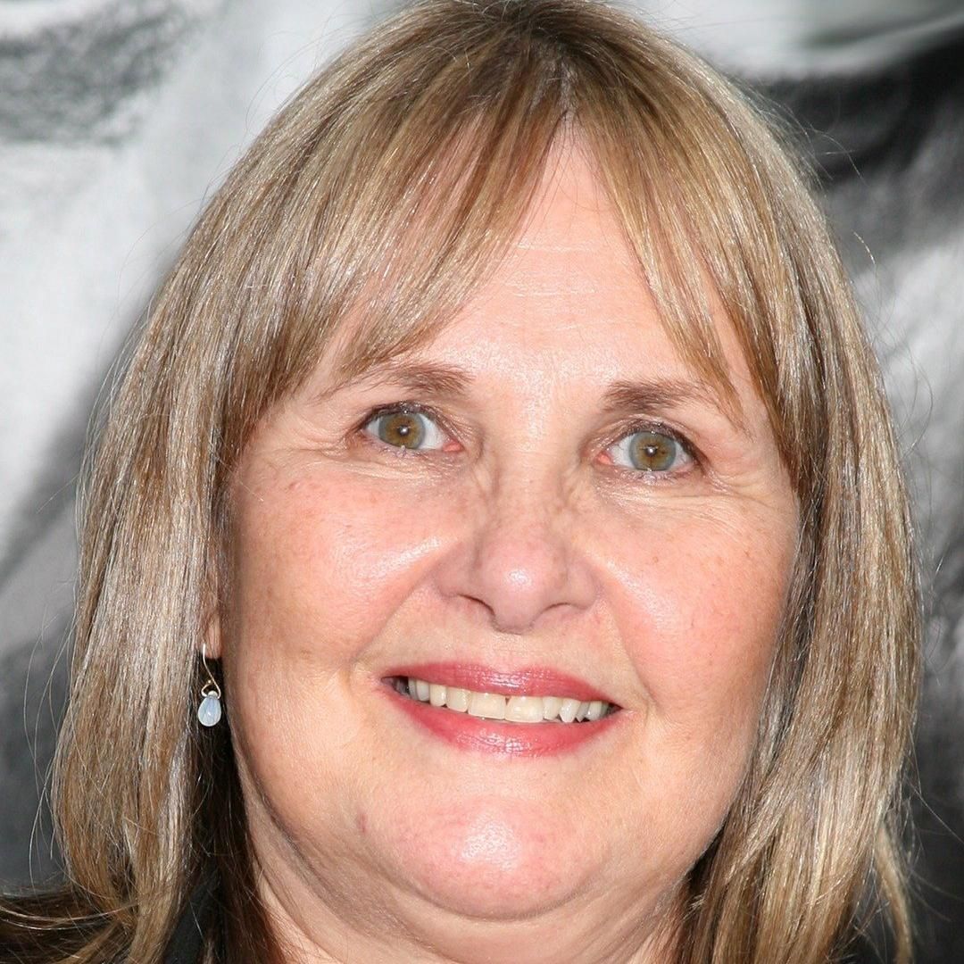 Photo of Julie Ariola