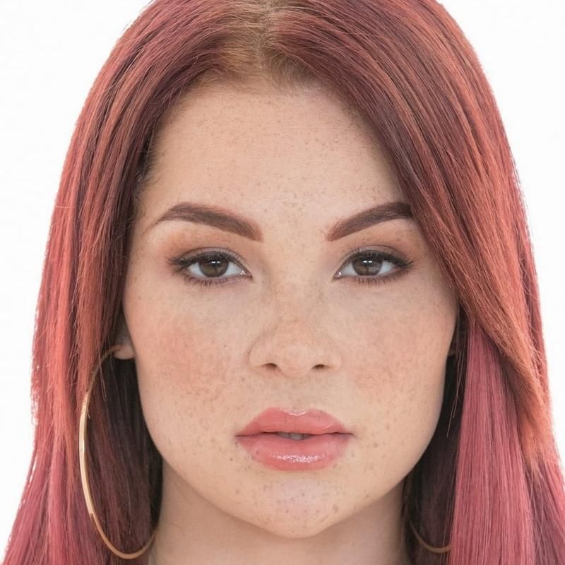 Photo of Skyla Novea