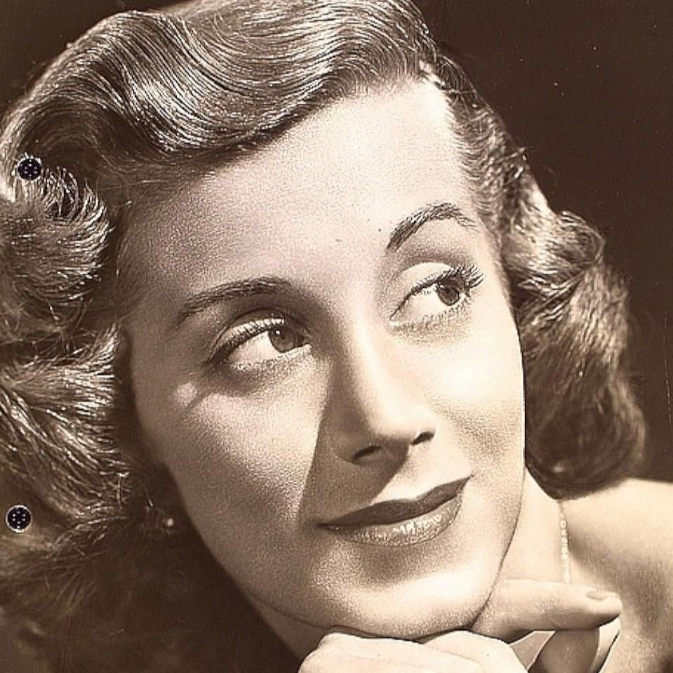 Photo of Joan Alexander