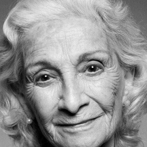 Photo of Luz Jiménez