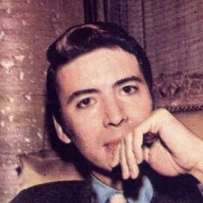 Photo of Enrique Álvarez Félix