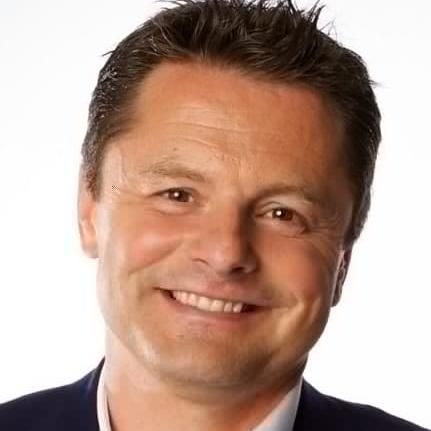 Photo of Chris Hollins