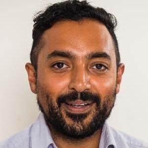 Photo of Mo Hussein